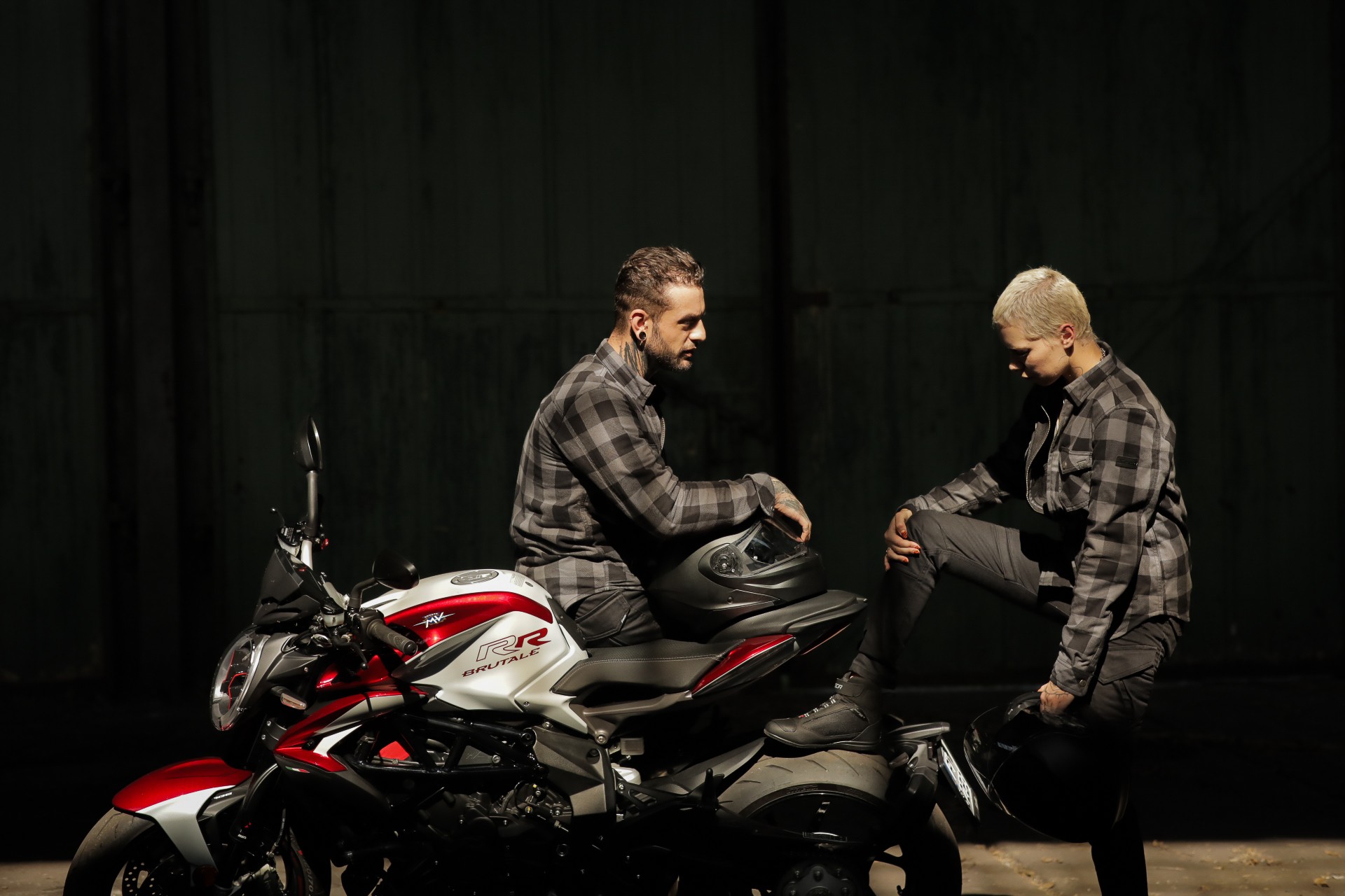 Моторубашка женская Seca Marshal II серый черный