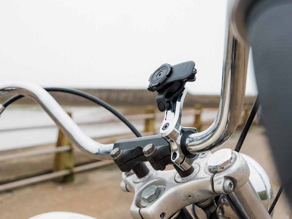 Хромированное крепление на трубчатый руль мотоцикла ПРО Quad Lock® Motorcycle Handlebar Mount PRO Ch