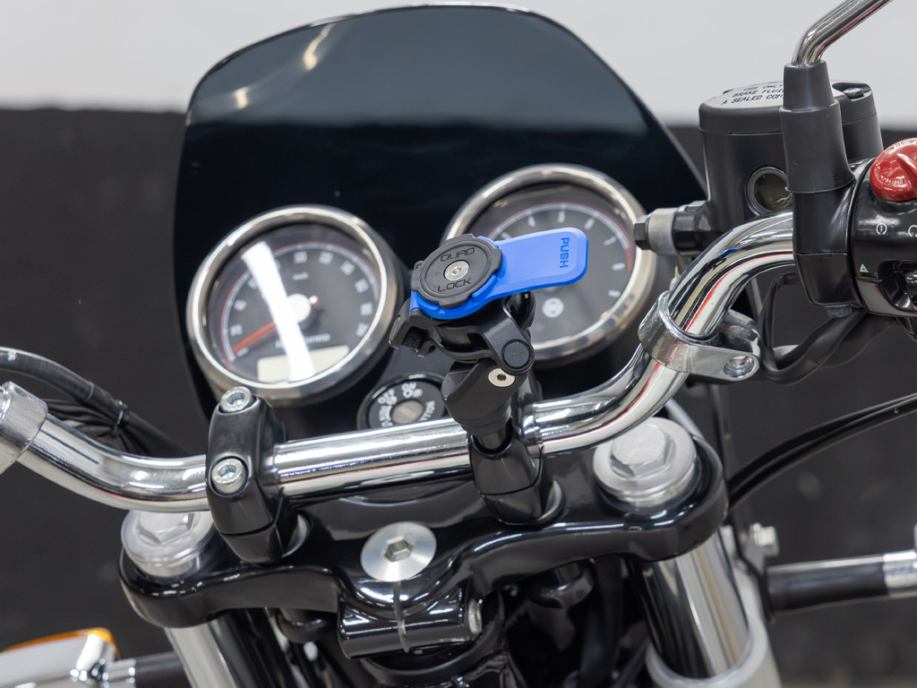 Крепление в траверсу мотоцикла Quad Lock® Motorcycle Handlebar Clamp Mount