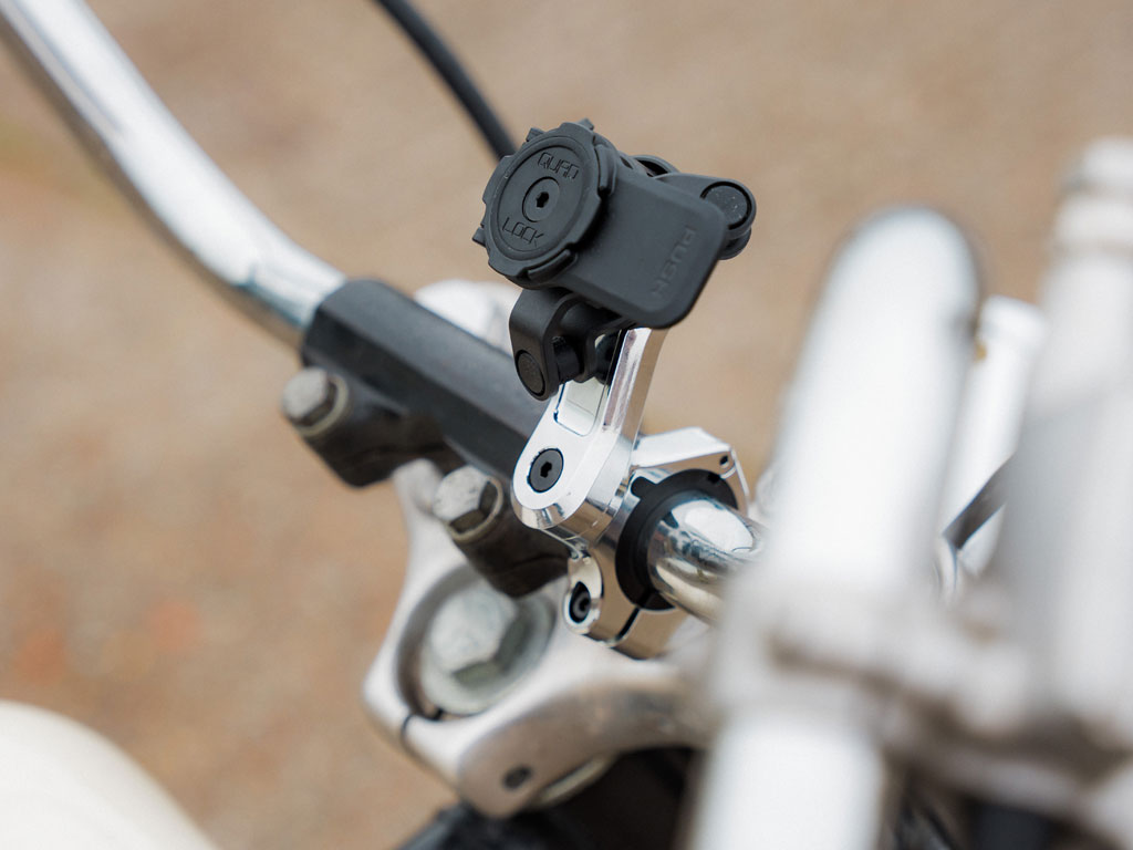 Хромированное крепление на трубчатый руль мотоцикла ПРО Quad Lock® Motorcycle Handlebar Mount PRO Ch