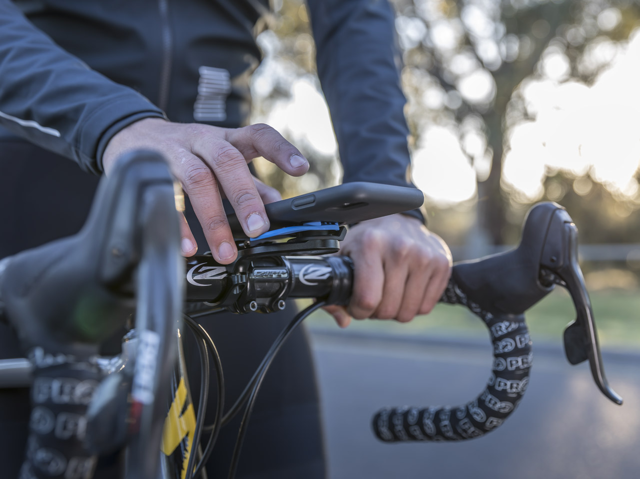 Крепление с выносом Quad Lock® Out Front Mount PRO на вело руль